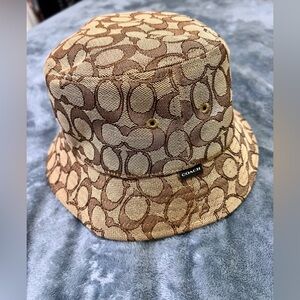 Coach bucket hat